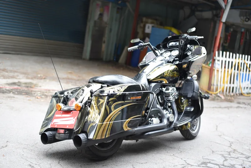 Harley-Davidson 哈雷 鯊魚頭 ROAD GLIDE．第 6 張