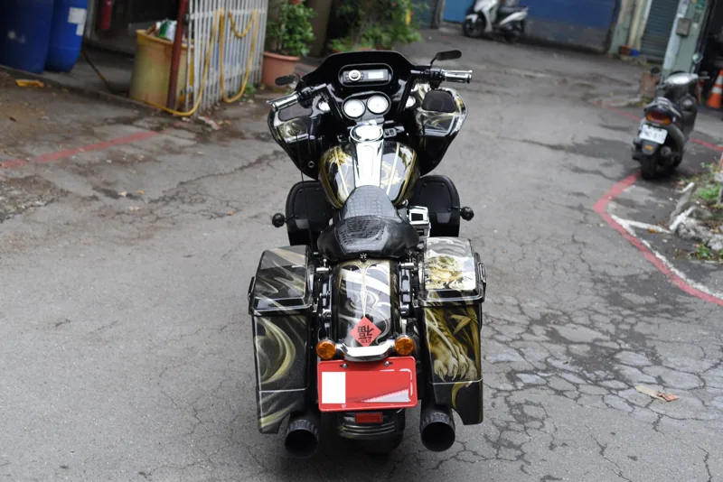 Harley-Davidson 哈雷 鯊魚頭 ROAD GLIDE．第 7 張