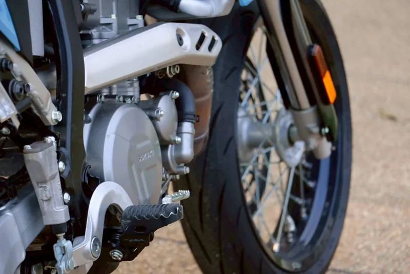 2025 Suzuki DRZ400 SM 一手車．第 2 張