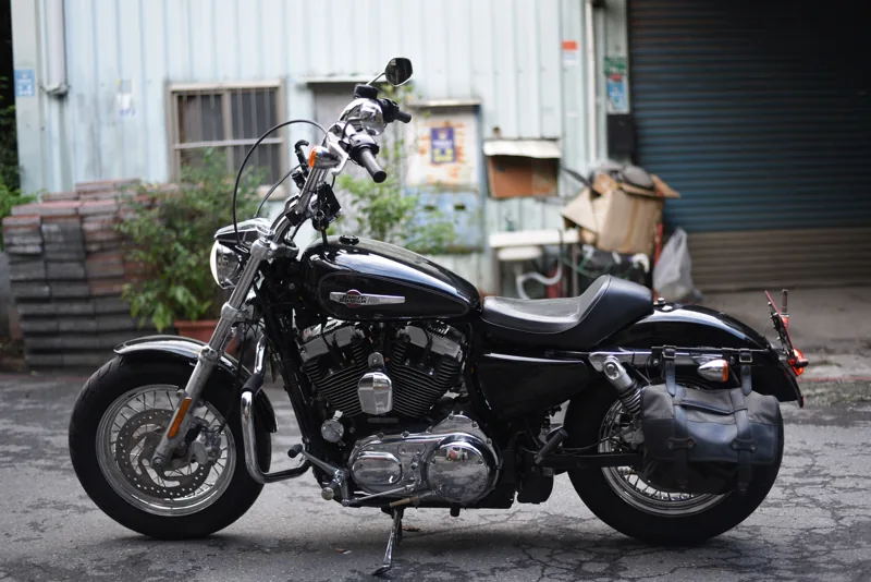 哈雷 Harley-Davidson Sportster XL 1200 C．第 2 張