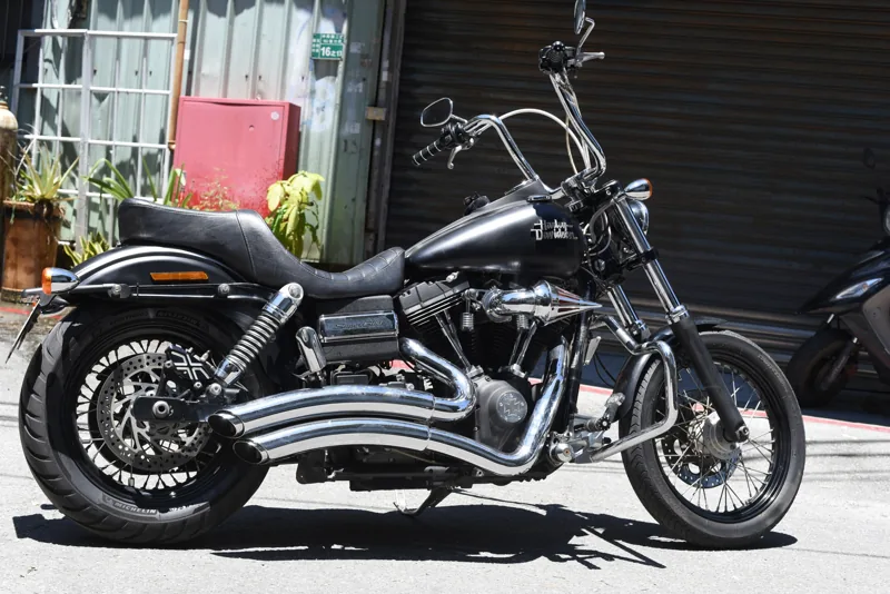 Harley-Davidson 哈雷 DYNA FXDB 四碼牌